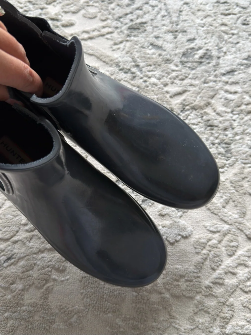 Hunter Refined Pull On Chelsea Rain Boots Navy Slate Color Size 37, 6 US Women’s